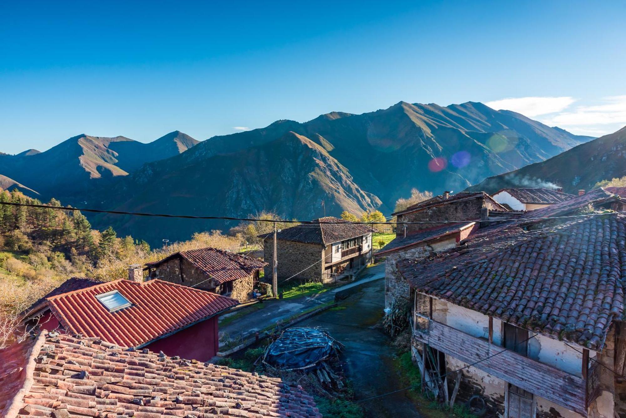 Affittacamere Casa De Ligueria Rozapanera Esterno foto